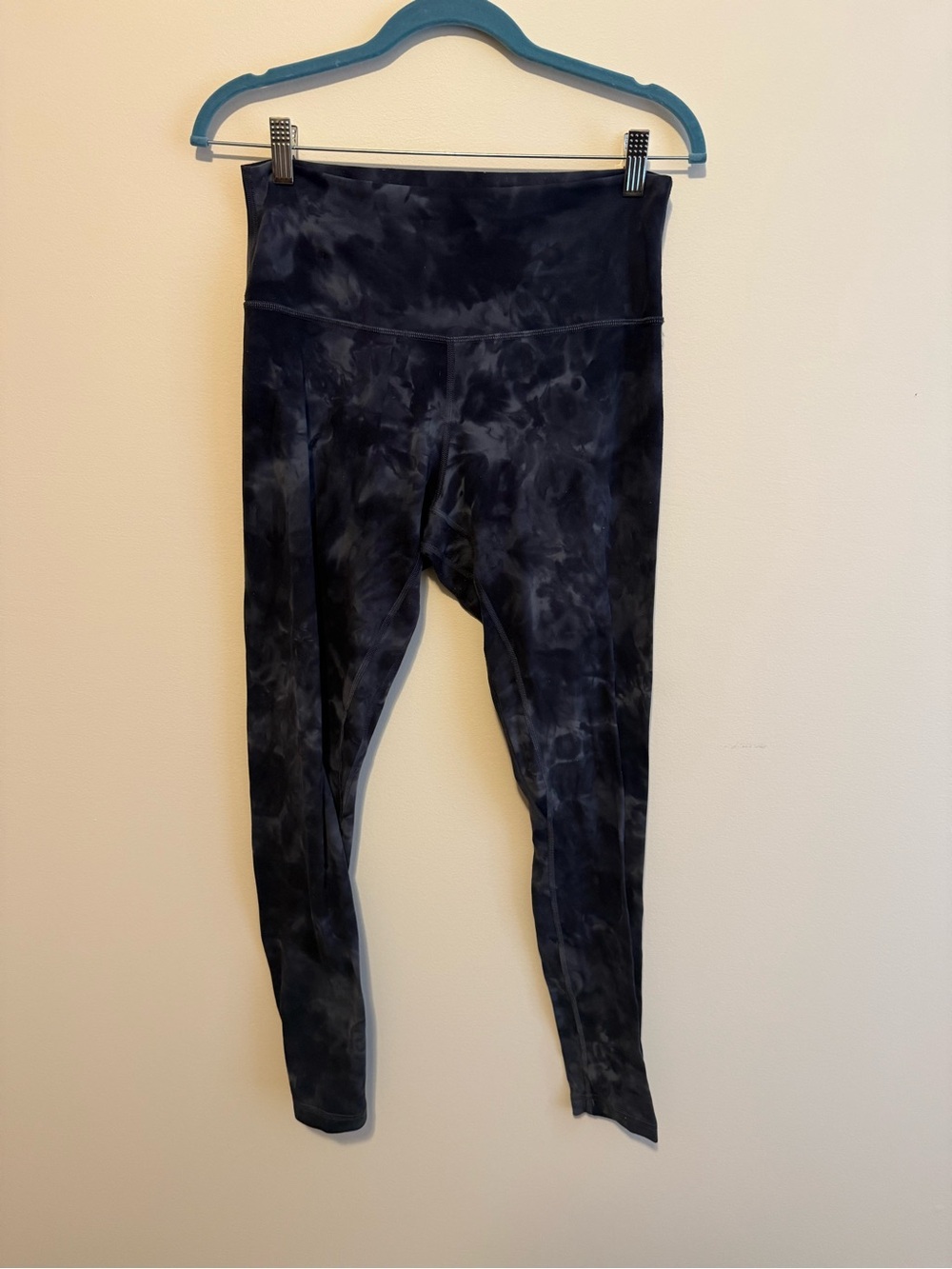 lululemon Align High-Rise Black Diamond Dye Leggings 28”